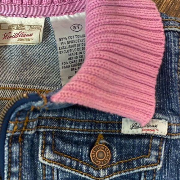 Toddler Girls Y2K Levi’s Strauss denim jacket - Picture 4 of 4